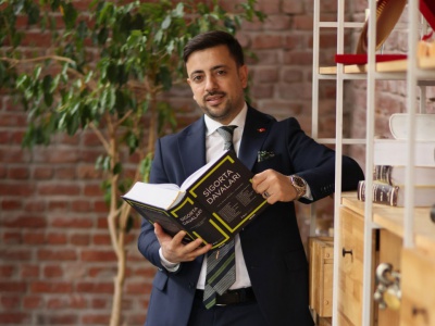 Mauris fermentum rutrum risus, at mattis urna sagittis non